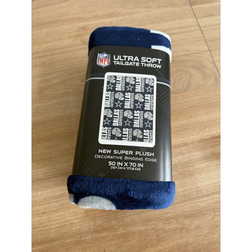 Dallas Cowboys NFL Ultra Soft Plush Throw Blanket 50x70 Blue White NWT